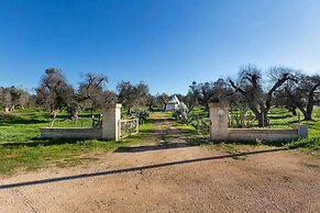 3745 Trullo Puspo by Barbarhouse