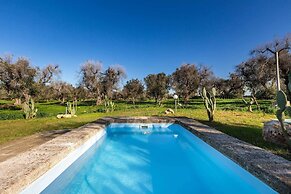 3745 Trullo Puspo by Barbarhouse