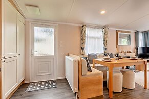 2 Bed 6 Berth Lodge in Shorefield Oakdene Dorset