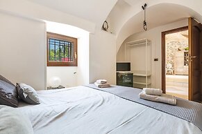 2942 Villa Cucunci by Barbarhouse