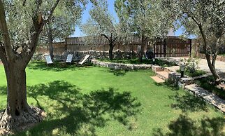 Zeytinlibahçe Konukevi