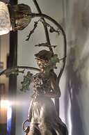 Inn of the Six-Toed Cat