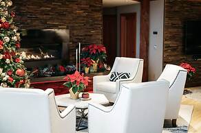 Exquisite 3BDR Penthouse in Downtown TC