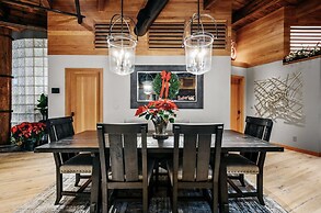 Exquisite 3BDR Penthouse in Downtown TC