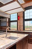 Exquisite 3BDR Penthouse in Downtown TC