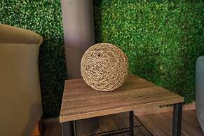 Central Boutique Hotel