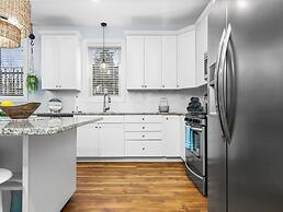 The Heart of TC 2BDR Condo Unit 115