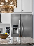 The Heart of TC 2BDR Condo Unit 115