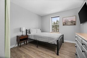 4BDR Retreat Downtown & East Bay 3191