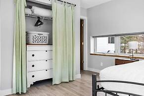 4BDR Retreat Downtown & East Bay 3191