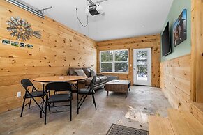 4BDR Retreat Downtown & East Bay 3191