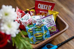 4BDR Retreat Downtown & East Bay 3191