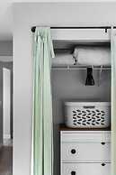 4BDR Retreat Downtown & East Bay 3191