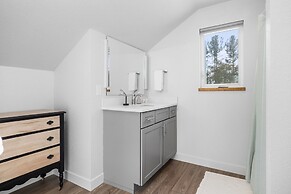 4BDR Retreat Downtown & East Bay 3191