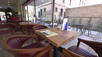 Pertevniyal Aziziye Hotel