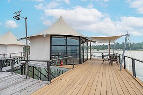 Kiki Beach Resort, Batam