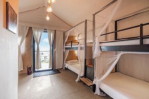 Kiki Beach Resort, Batam