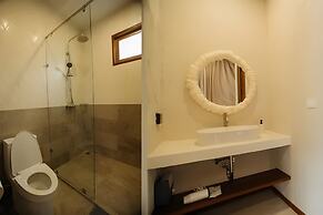 Taryn Tara Cafe And Stay