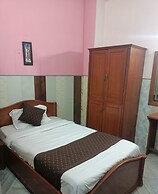 HOTEL RIZ VARANASI