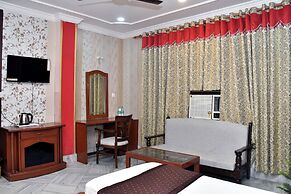 HOTEL RIZ VARANASI