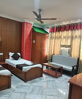 HOTEL RIZ VARANASI