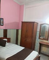 HOTEL RIZ VARANASI