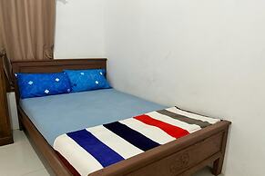 OYO 93784 Kost Bu Eli Syariah