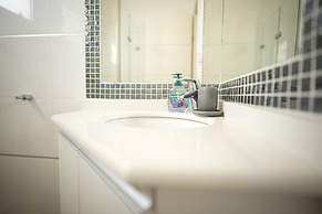 Red Sea View Apartment by Sea N' Rent