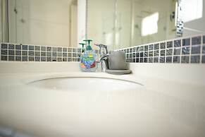 Red Sea View Apartment by Sea N' Rent