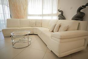 Red Sea View Apartment by Sea N' Rent