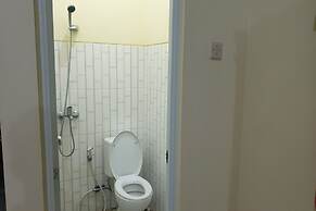 OYO 93785 Aero Kost Bu Lisa Syariah Near Pasar Tradisional Lawang