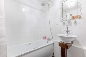 Well Located 2BD Flat 20 Mins to Tower Bridge!