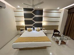 Hotel Grand Darshan Vadodara