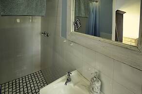 Sandy Feet Langebaan 8-sleeper