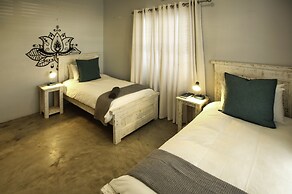 Sandy Feet Langebaan 8-sleeper