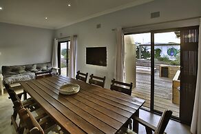 Sandy Feet Langebaan 8-sleeper