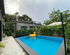 Rayong Pool Villa & Camping