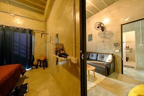 Rayong Pool Villa & Camping