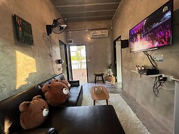 Rayong Pool Villa & Camping