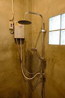 Rayong Pool Villa & Camping