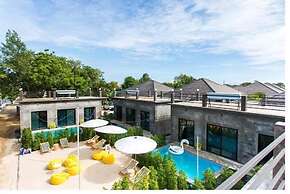 Rayong Pool Villa & Camping