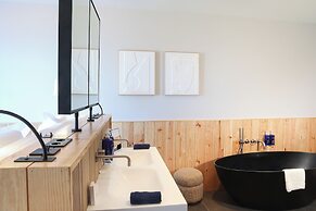 Les Vagues Hôtel & Spa