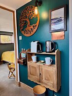 Brightham House Boutique Bed & Breakfast