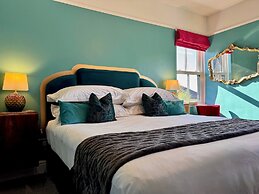 Brightham House Boutique Bed & Breakfast