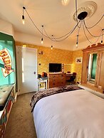 Brightham House Boutique Bed & Breakfast