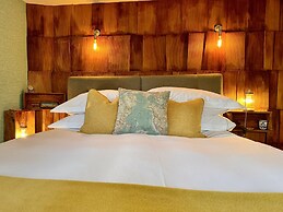 Brightham House Boutique Bed & Breakfast