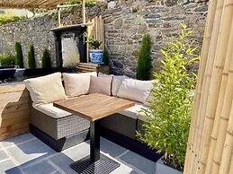 Brightham House Boutique Bed & Breakfast