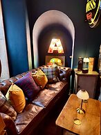 Brightham House Boutique Bed & Breakfast