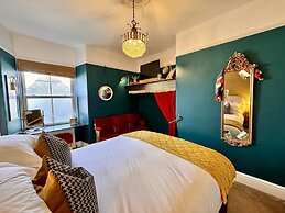 Brightham House Boutique Bed & Breakfast