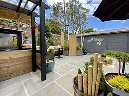 Brightham House Boutique Bed & Breakfast